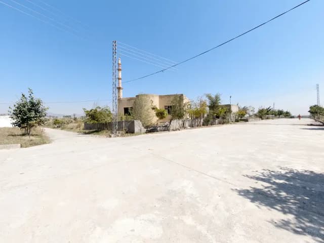 Corner Commercial Plot for Sale in Zamar Valley