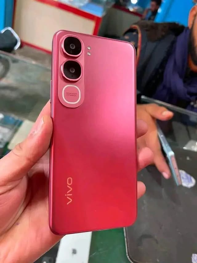 Vivo Y21d 8+256 GB PTA Approved ha All okay complete box urgent sale