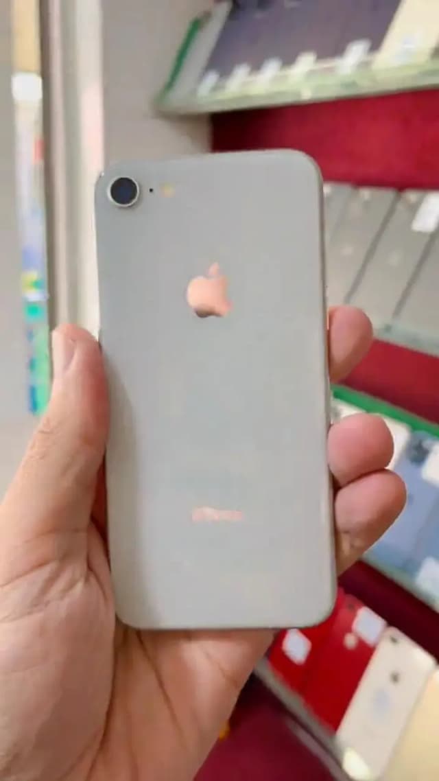 Apple iPhone 8 128 GB my WhatsApp 0301===========1907===========466