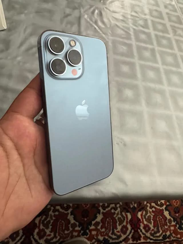 iphone 13 pro factory unlock 256gb with box waterpack condition 10/10
