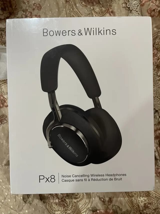 Bowers & Wilkins PX8 Headphones – Like New | 10/10