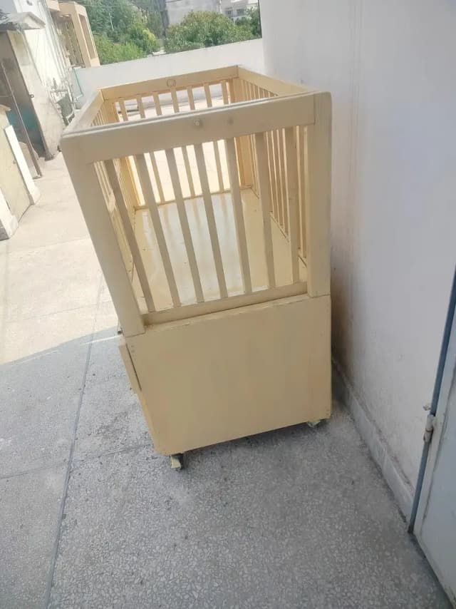 cot / baby cot / imported cot / cot for sale / urgent sale