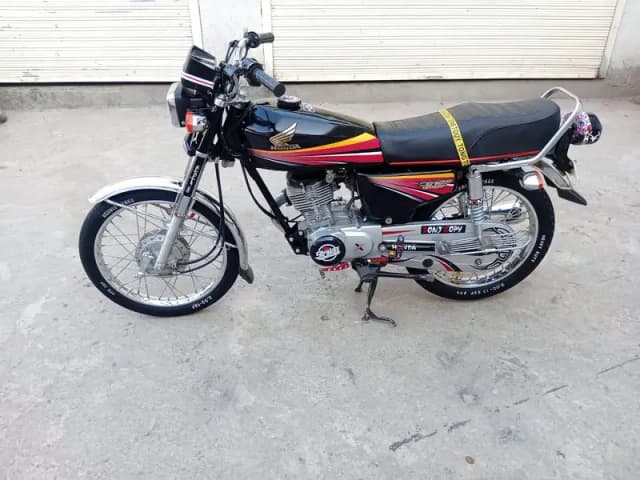 Munda 125 cc bike for saleWhatsApp0326,,43,,13,,019