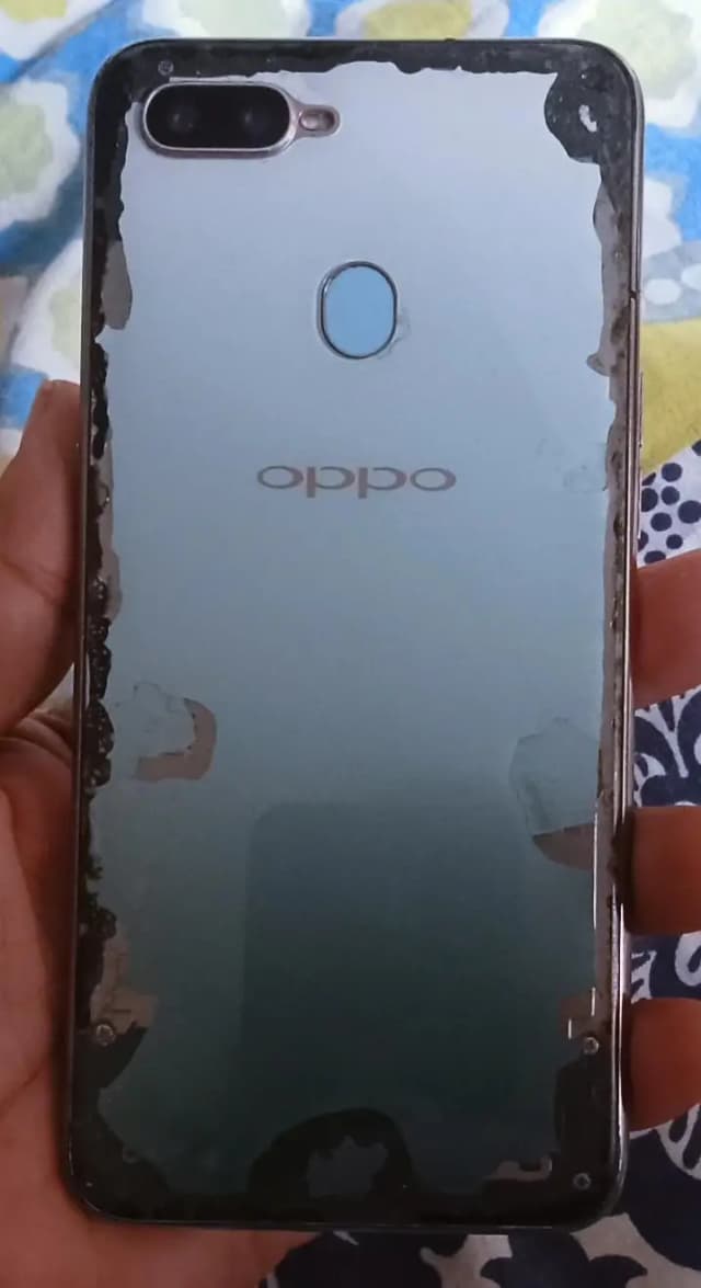 OPPO F9 Pro