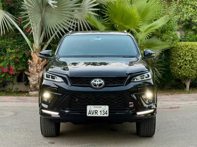 Toyota Fortuner GR-S 2025 Model B2B Geniune