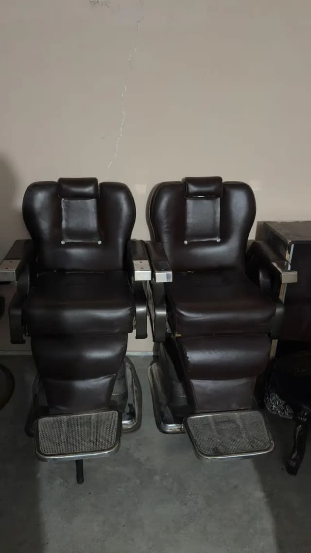 saloon furniture