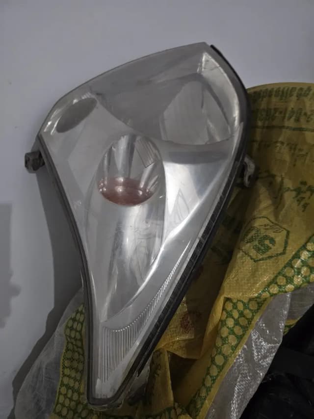 Toyota Prado 2008  genuine headlight  urgent for sale