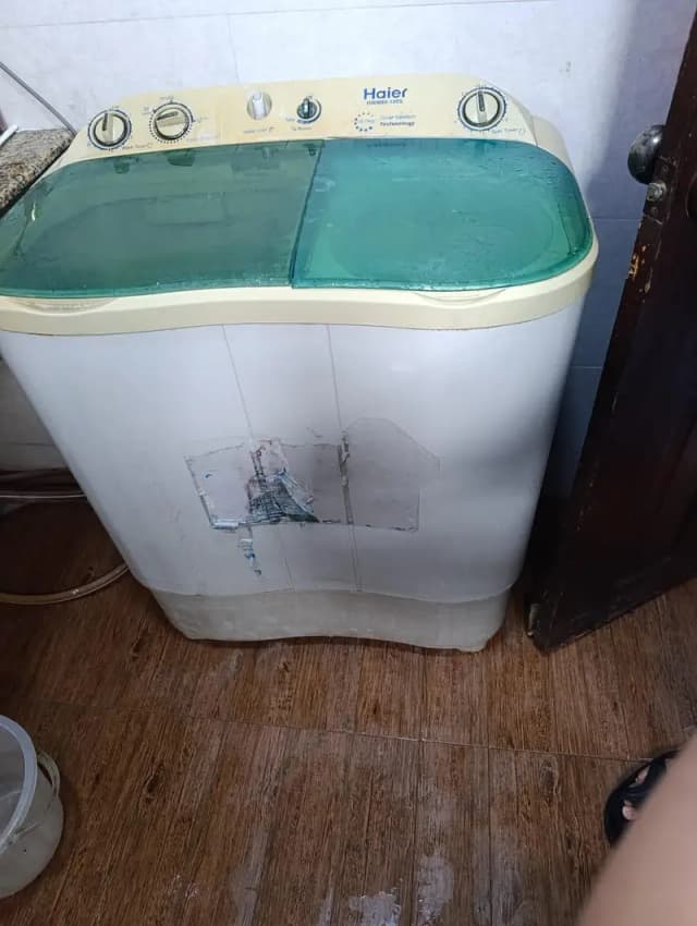 Haeir twin tub washing machine