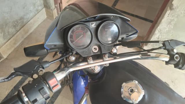 all Punjab number plate prider nela colour ma
