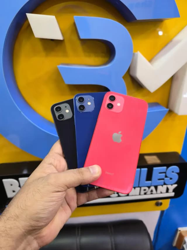 Apple iPhone 13