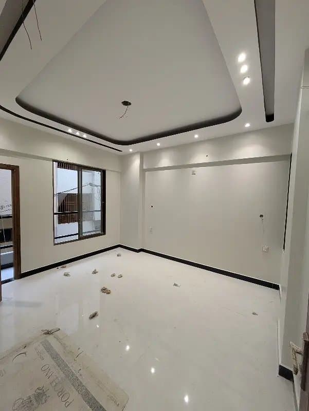 Brand New Flat Available For Sale 3 Bed Dd Full FLoor Flat Floor Availability 1st 2nd 4th With Roof Or With Out Roof Also Lift Available Gulistan-E-Johar Block 14