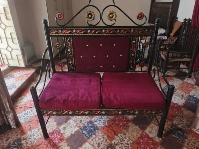 iron 2seater sofa