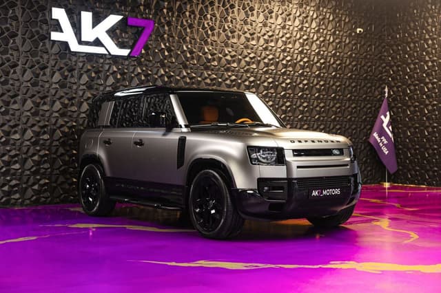 Land Rover Defender 110 X-Dynamic HSE P400