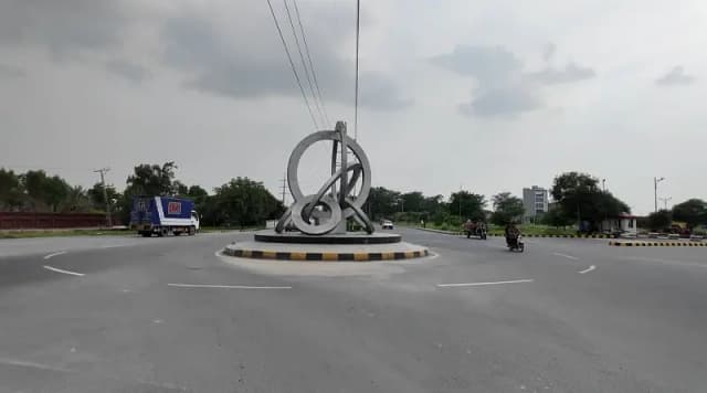 Residential Plot Of 8 Marla For sale In DHA 9 Town - Block E