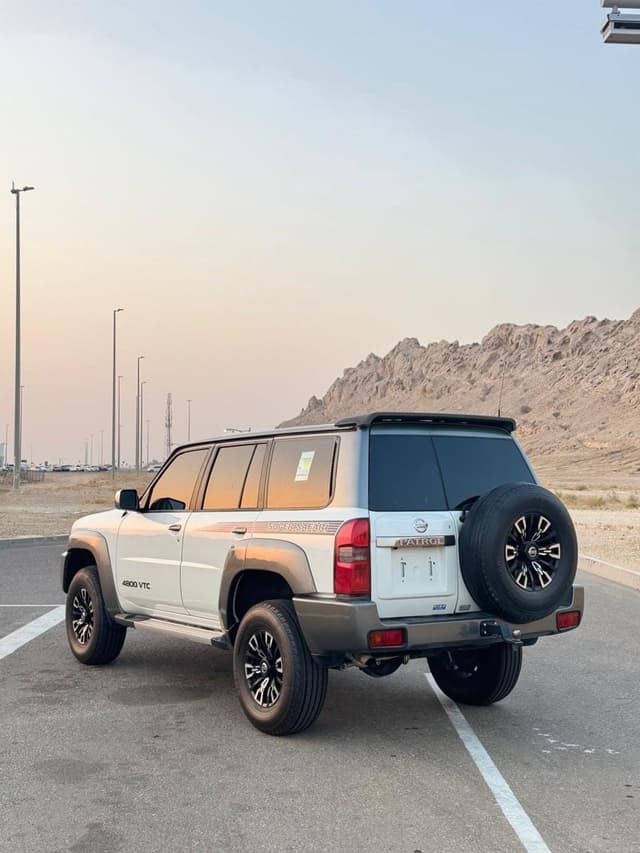 Nissan Patrol SUPER SAFARI