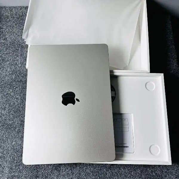 MacBook Air M2 Chip (2022) With Box