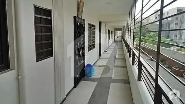 2 BED DD FLAT FOR SALE IN GULSHAN E IQBAL 13/D3