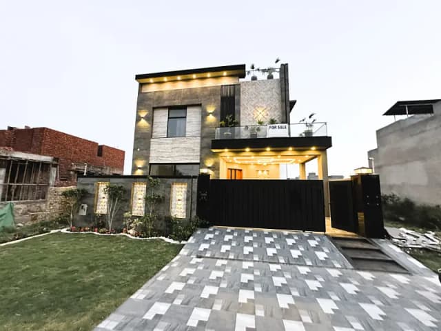 10 Marla Modern Designed Luxury Bungalow for Sale At Prime Location In DHA Phase 7 Near By McDonald