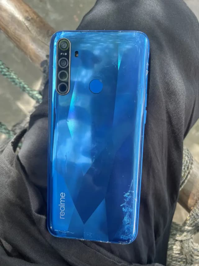 Realme 5