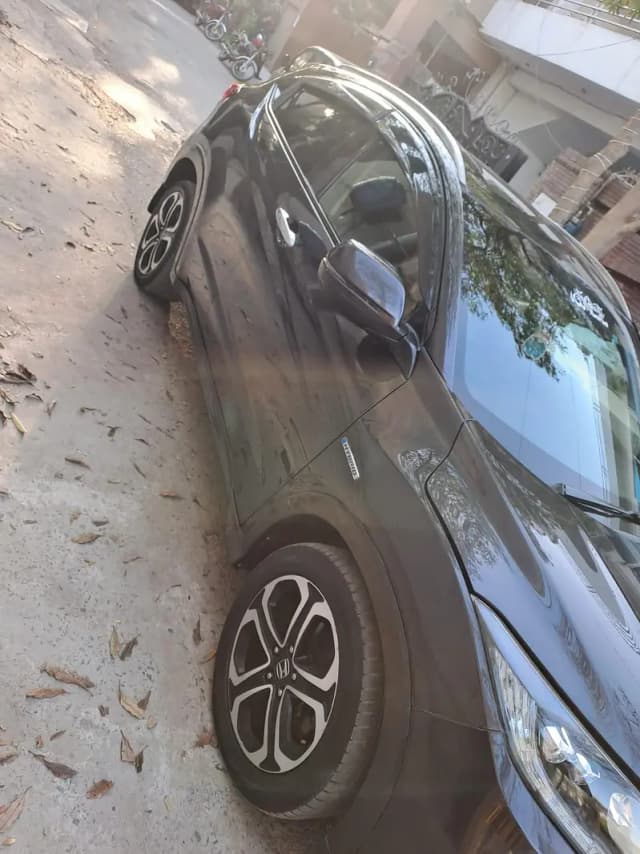 Honda Vezel 2014