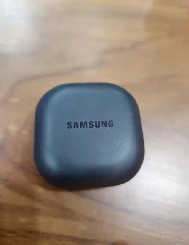 Samsung Galaxy Buds pro 2 1st Owner 10/10