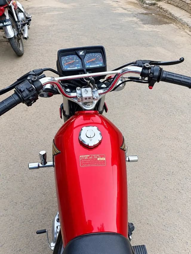 Honda 125 S  slaf start 2022 modal