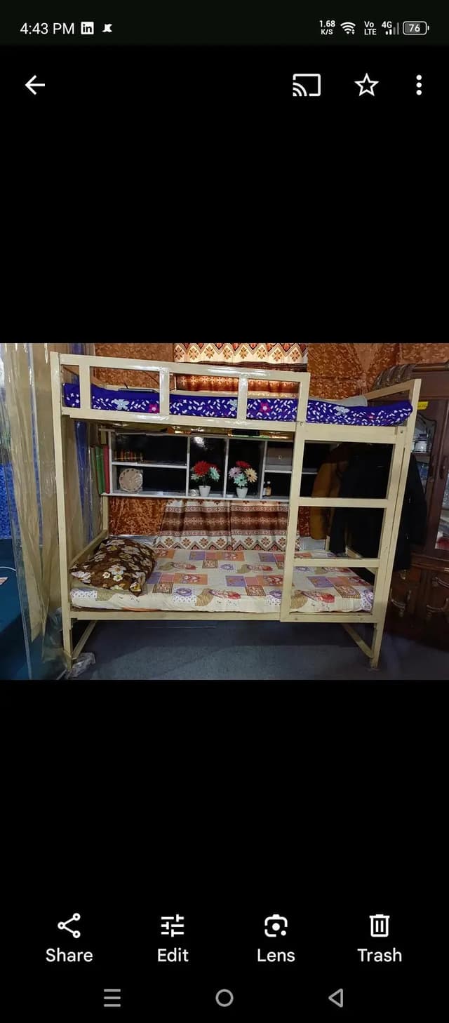 bunk bed