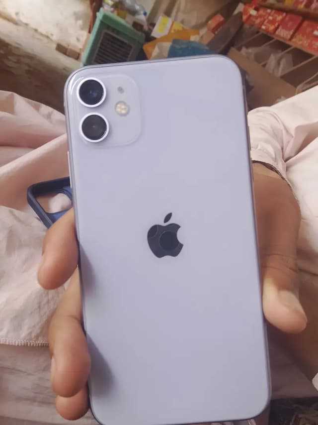Apple iPhone 11