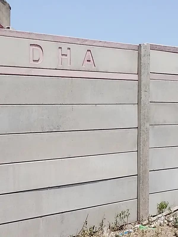 10 Marla corner commercial plot opposite dha phase 4