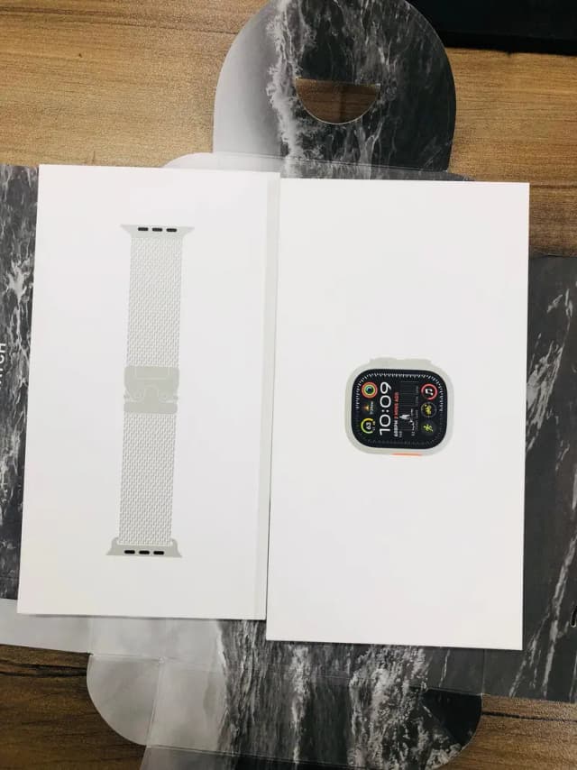 Apple Watch Ultra 3 49mm Manalinese band Taitanium Case New