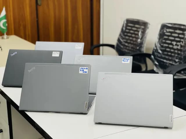 Lenovo Thinkpad X13 Gen3 Ryzen5 Pro-6650u Special Silver Edition