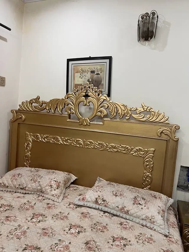 Wooden Bed with 2 side table, dressing table & centre table
