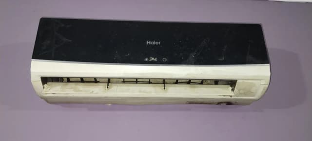 1 Ton non inverter a. c for sale. . . No leak all good and chill cooling