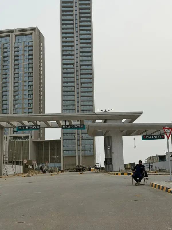 A Prime Location 1777 Square Feet Flat In Karachi Is On The Market For rent