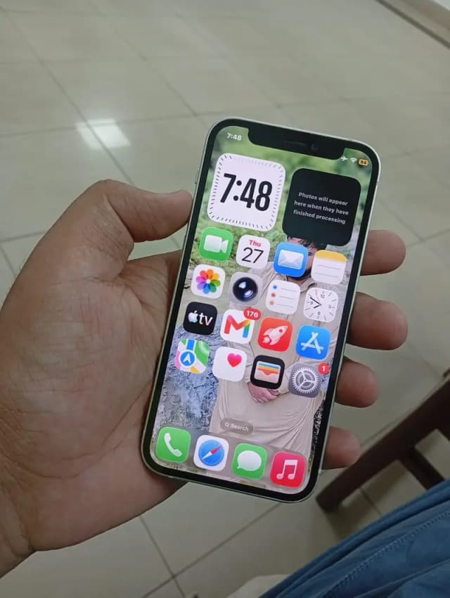 Apple iPhone 12 mini