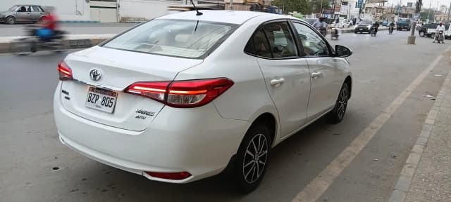 Toyota Yaris 2024 ativ cvt 1.3 b2b original