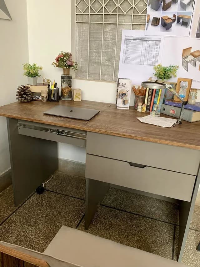 Space saving study table