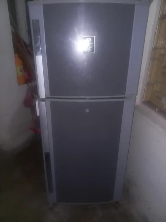 dawlance fridge