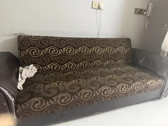 Sofa cumbed