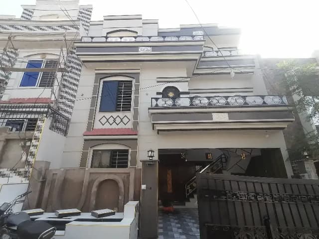 Affordable Prime Location House Of 6 Marla Is Available For sale