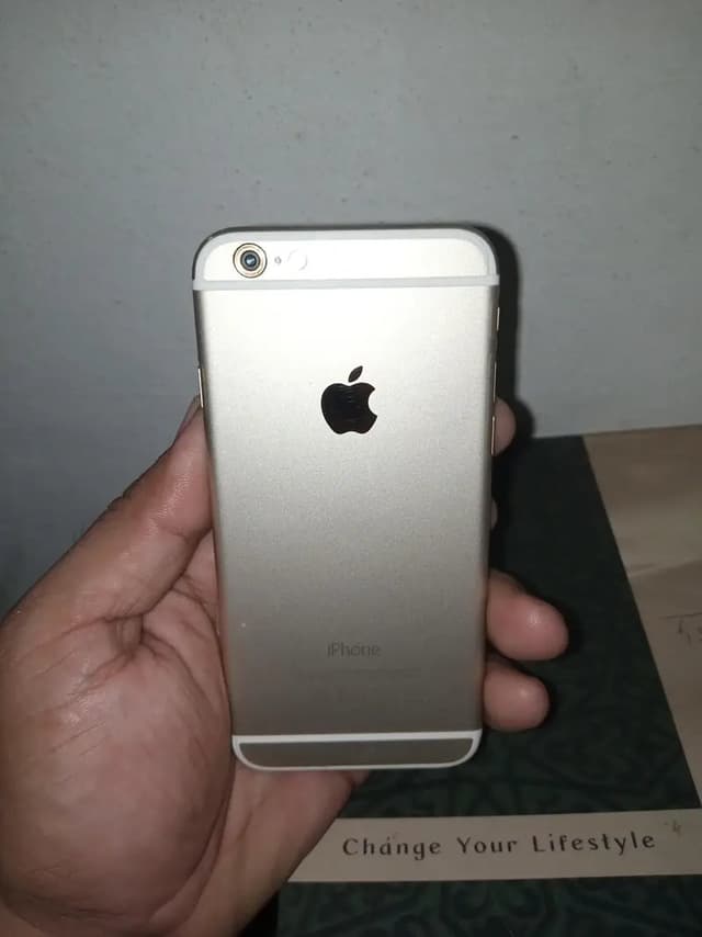 Apple iPhone 6