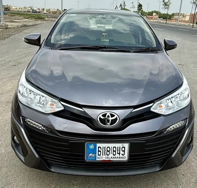 Yaris 1.5 ATIV X CVT Beige Interior