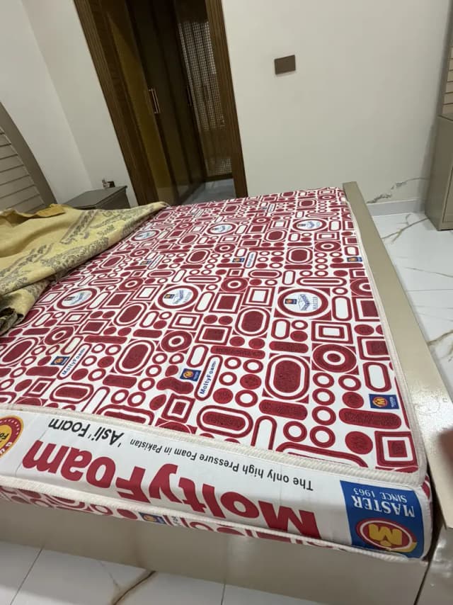 Double bed Mattress