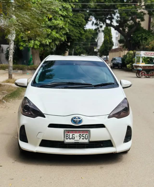 Toyota Aqua 2014/2018 F Package