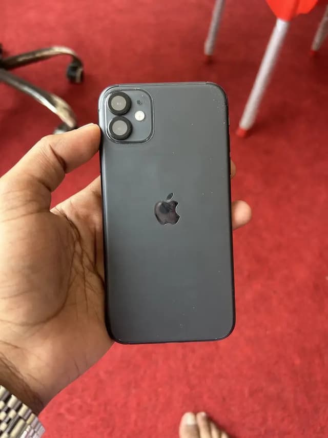 Apple iPhone 11 with box