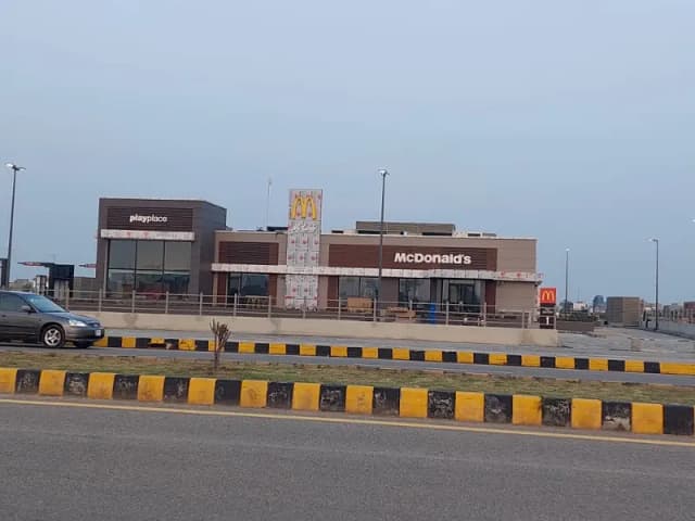 23-MARLA CORNER ON MAIN 150-FEET WIDE ROAD RESIDENTIAL PLOT LOCATED IN THE BEST BLOCK OF DHA LAHORE.