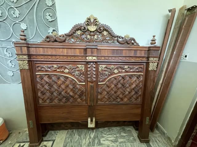 Khubsurat or maboot double bed for sale