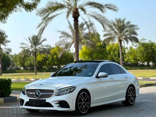 Mercedes Benz C200 AMG C200 | GCC Specs | Low Mileage