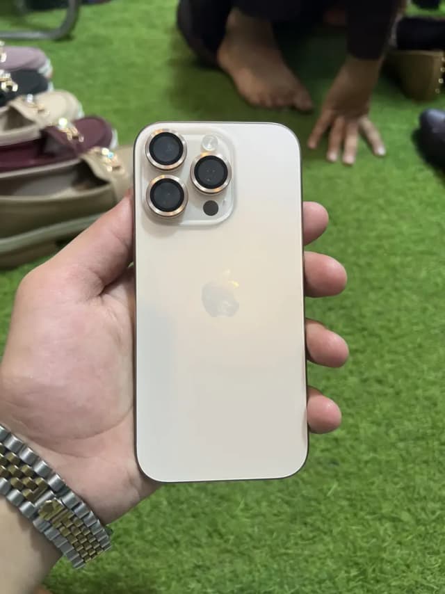 Apple iPhone 16 Pro 128 health 92 jv janiyan set