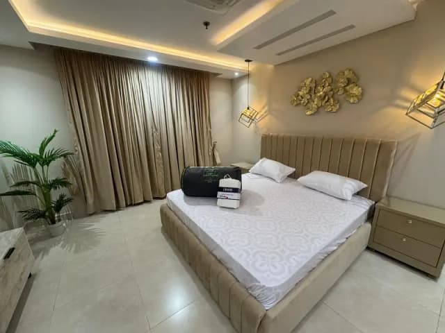 Executive 1 Bedroom Furnished Apartment for Rent Per Day in Bahria Town Lahore | Short Stay | Night Stay